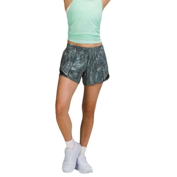 Lululemon Hotty Hot Low-Rise Short 4" *Dimensional Icing Blue Multi / Black - Picture 3 of 8